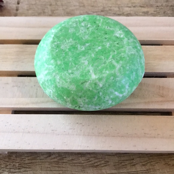 Handmade Mellow Melon Shampoo Bar - Picture 4 of 9